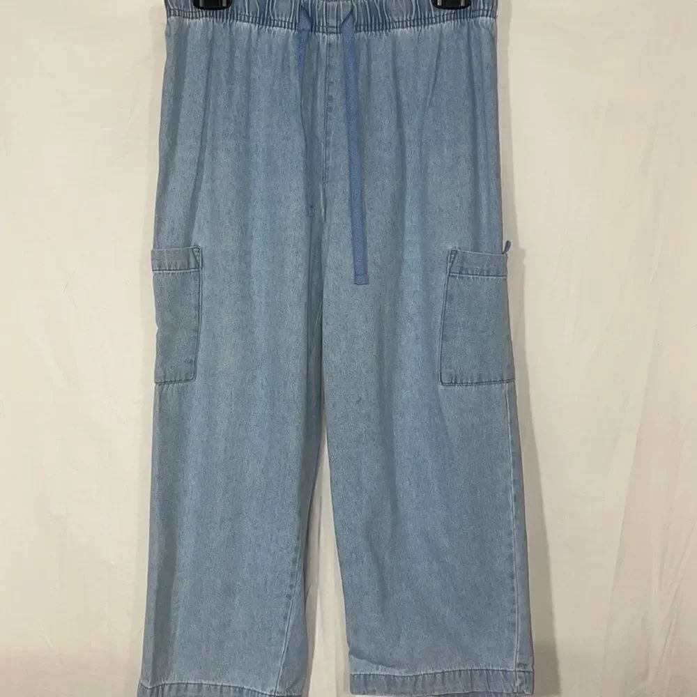 Basic editions baggy capris 